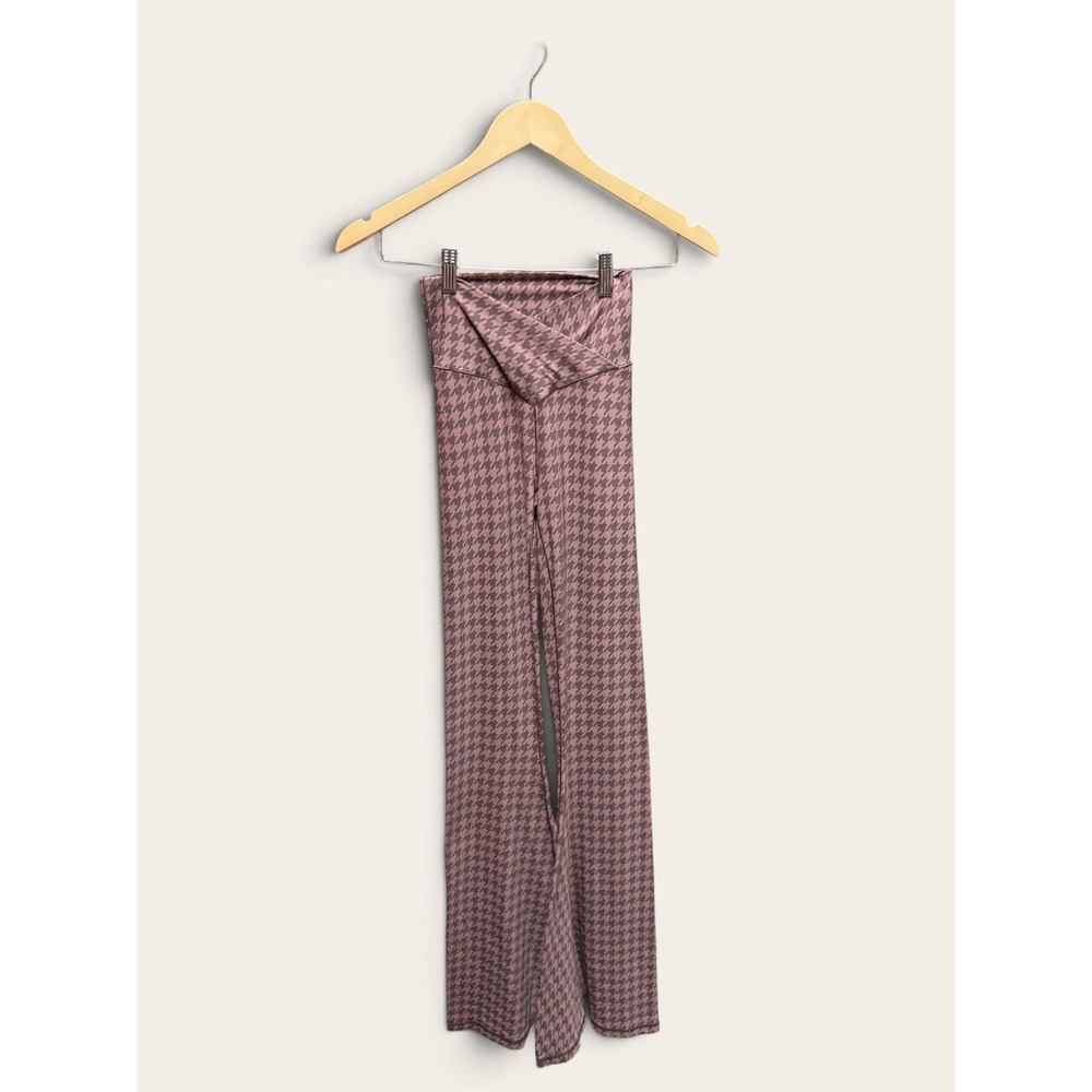 OFFLINE by Aerie Real Me Super Flare Crossover Leggings Houndstooth Mauve S Long